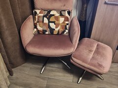 Fotoliu nou cu taburet