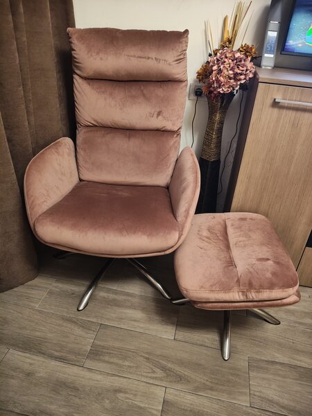 Fotoliu nou cu taburet,